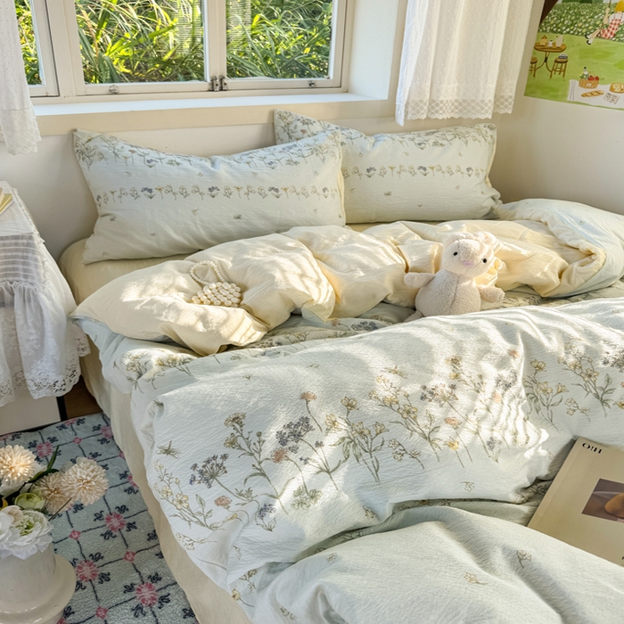 91家纺网 家纺一手货源 找家纺 优兰朵  2025新款超柔云感木棉印花小清新四件套 小苍兰