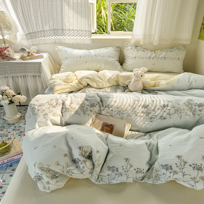 91家纺网 家纺一手货源 找家纺 优兰朵  2025新款超柔云感木棉印花小清新四件套 小苍兰