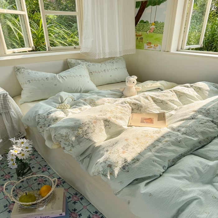 91家纺网 家纺一手货源 找家纺 优兰朵  2025新款超柔云感木棉印花小清新四件套 小苍兰