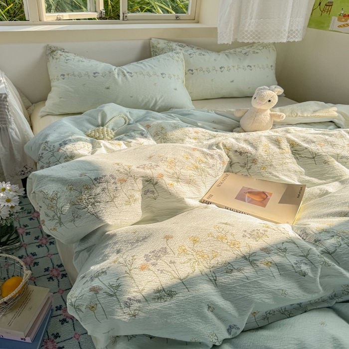 91家纺网 家纺一手货源 找家纺 优兰朵  2025新款超柔云感木棉印花小清新四件套 小苍兰