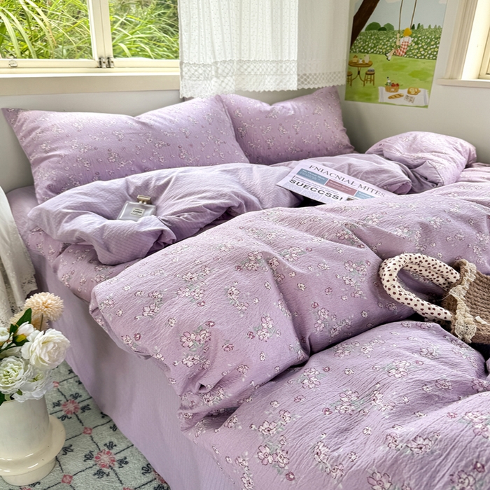 91家纺网 家纺一手货源 找家纺 优兰朵  2025新款超柔云感木棉印花小清新四件套 紫藤