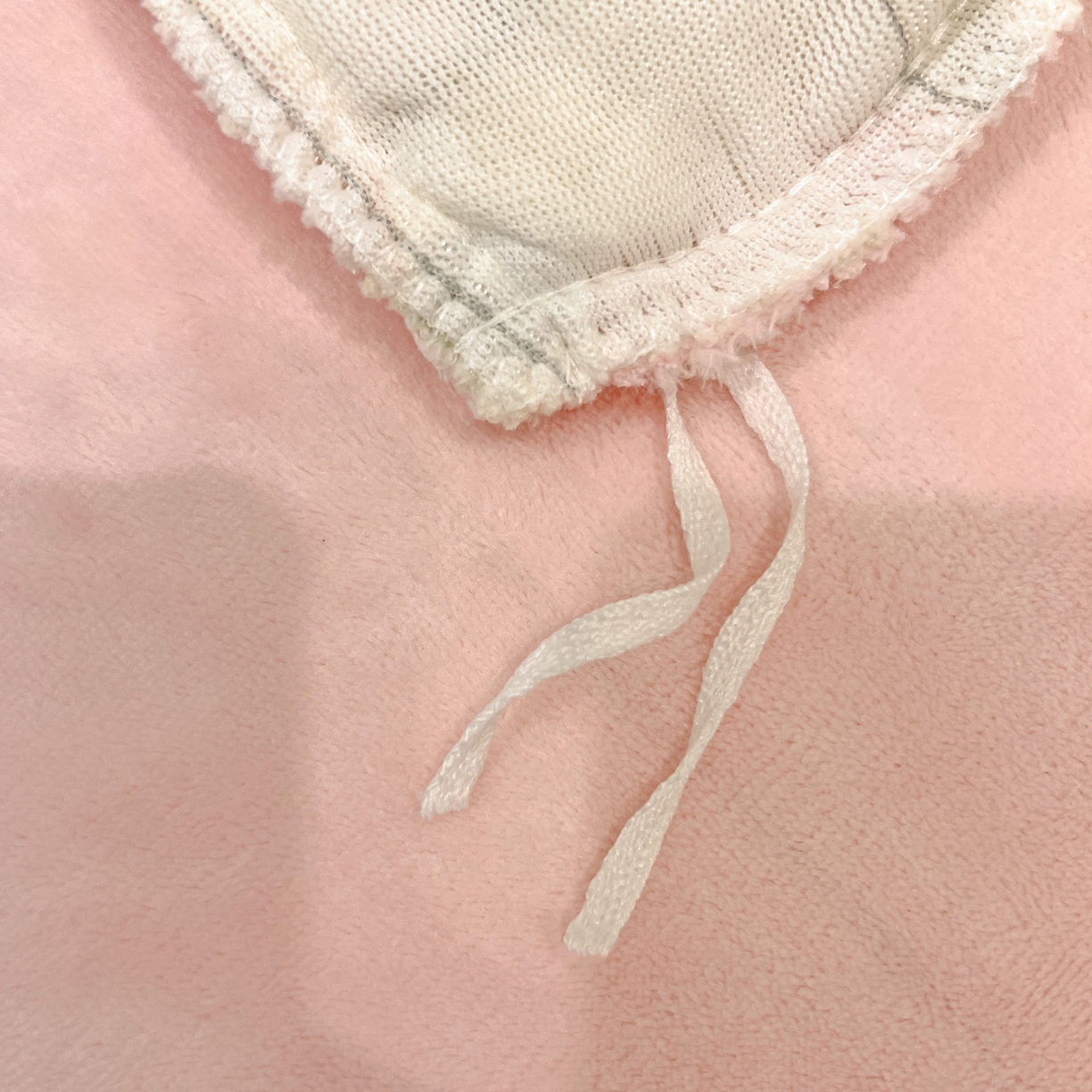 91家纺网 家纺一手货源 找家纺 麦朵家居 2025花边款雕花绒立体印花牛奶绒高克重宝宝绒床裙款四件套牛奶绒床笠兔绒三件套 蔷薇-粉