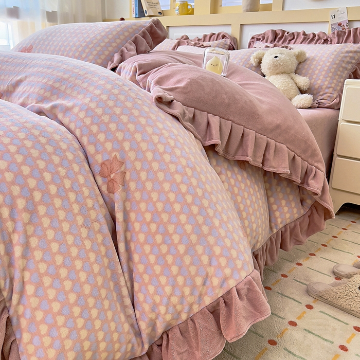 找底底家纺 2025新款韩版加厚8斤牛奶绒花边四件套（日发50套优惠10元一套） 粉蝶语