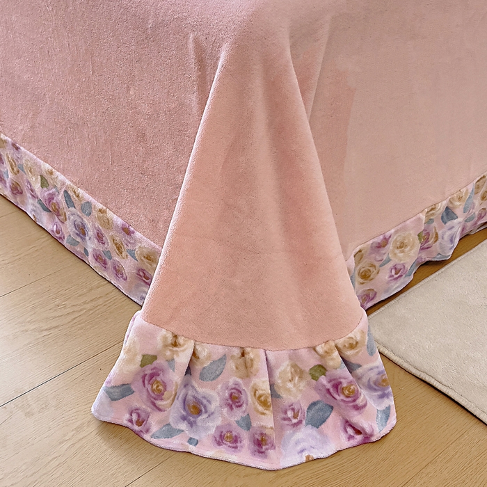 91家纺网 家纺一手货源 找家纺 找底底家纺 2025新款韩版加厚8斤牛奶绒花边四件套（日发50套优惠10元一套） 粉花漫