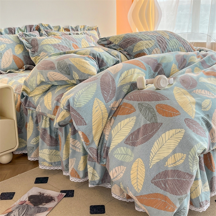 91家纺网 家纺一手货源 找家纺 缦彩 2025新款全棉加厚夹棉磨毛纯棉床裙套件公主风印花防滑床罩四件套-夹棉款 春熙-蓝