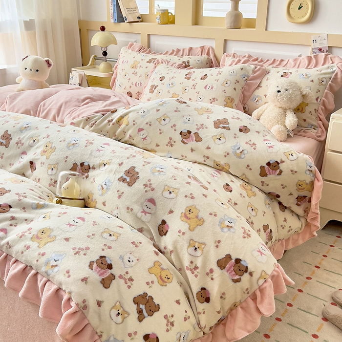 91家纺网 家纺一手货源 找家纺 找底底家纺 2025新款韩版加厚8斤牛奶绒花边四件套（日发50套优惠10元一套） 萌宠粉甜窝