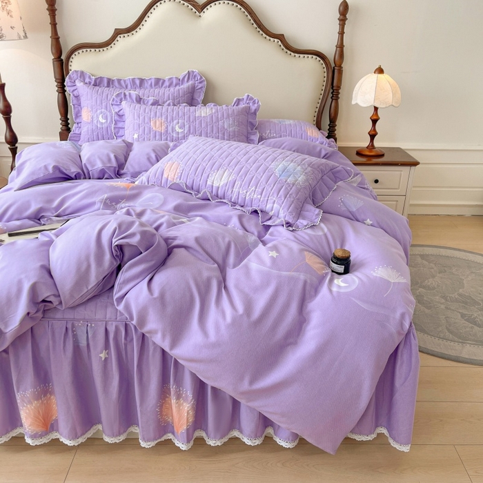 91家纺网 家纺一手货源 找家纺 缦彩 2025新款全棉加厚夹棉磨毛纯棉床裙套件公主风印花防滑床罩四件套-夹棉款 花信光夕紫