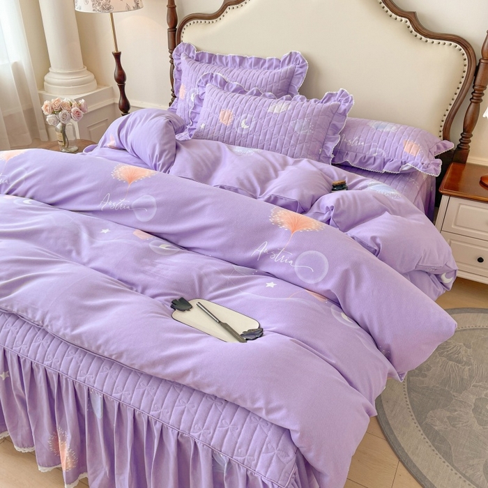 91家纺网 家纺一手货源 找家纺 缦彩 2025新款全棉加厚夹棉磨毛纯棉床裙套件公主风印花防滑床罩四件套-夹棉款 花信光夕紫