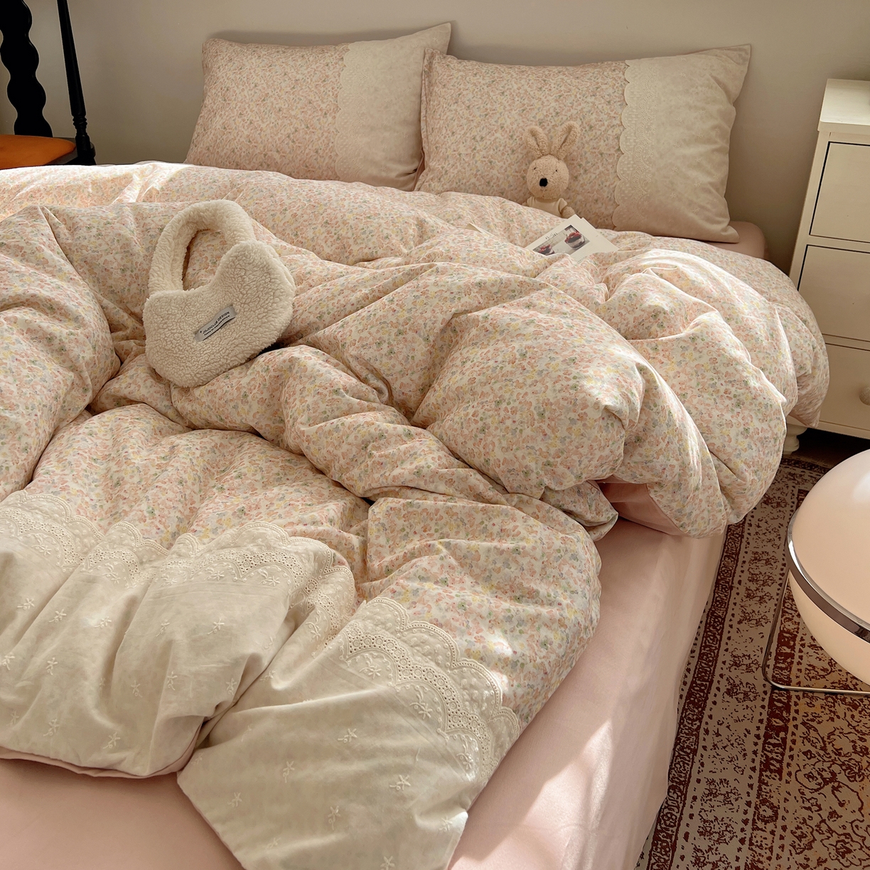 91家纺网 家纺一手货源 找家纺 （总）XIWEN-希文家纺 2025新款全棉淑女花边数码印花磨毛四件套