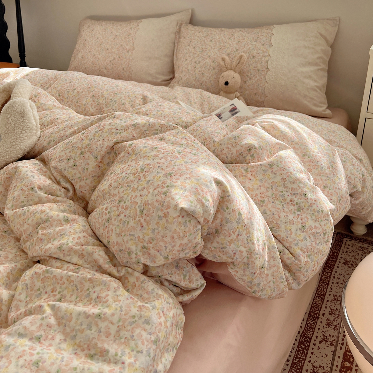 91家纺网 家纺一手货源 找家纺 （总）XIWEN-希文家纺 2025新款全棉淑女花边数码印花磨毛四件套