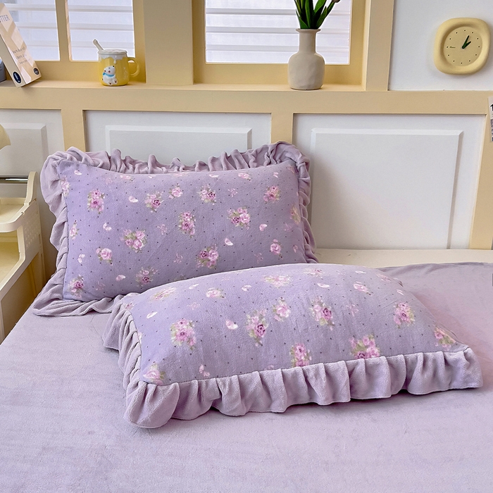 91家纺网 家纺一手货源 找家纺 找底底家纺 2025新款韩版加厚8斤牛奶绒花边四件套（日发50套优惠10元一套） 紫蔻