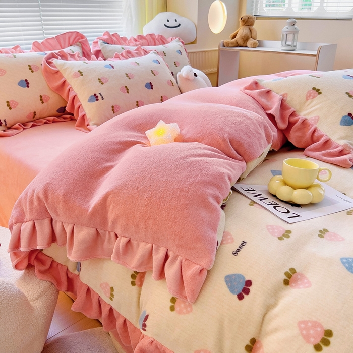 91家纺网 家纺一手货源 找家纺 找底底家纺 2025新款韩版加厚8斤牛奶绒花边四件套（日发50套优惠10元一套） 小萝卜