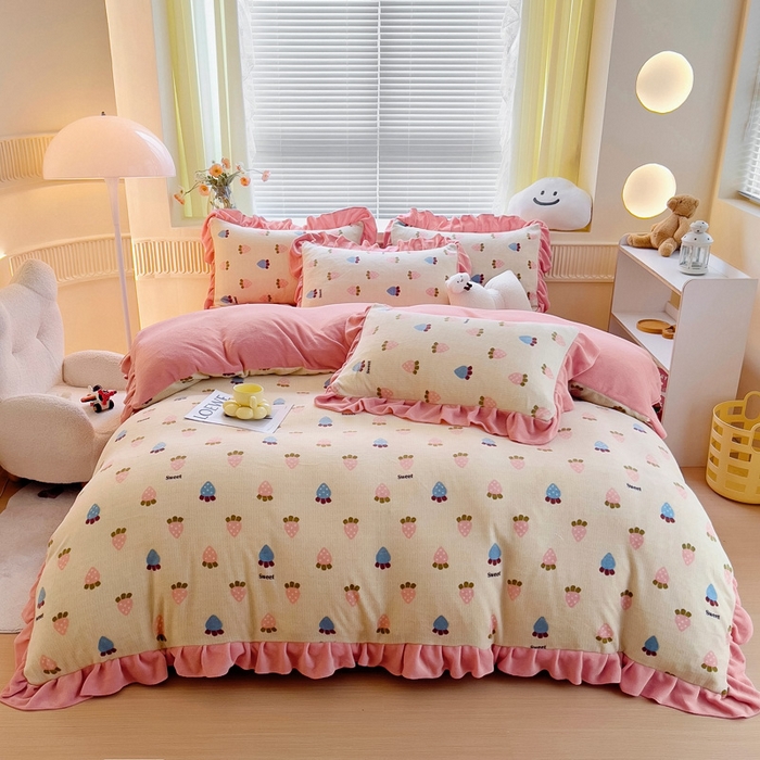 91家纺网 家纺一手货源 找家纺 找底底家纺 2025新款韩版加厚8斤牛奶绒花边四件套（日发50套优惠10元一套） 小萝卜