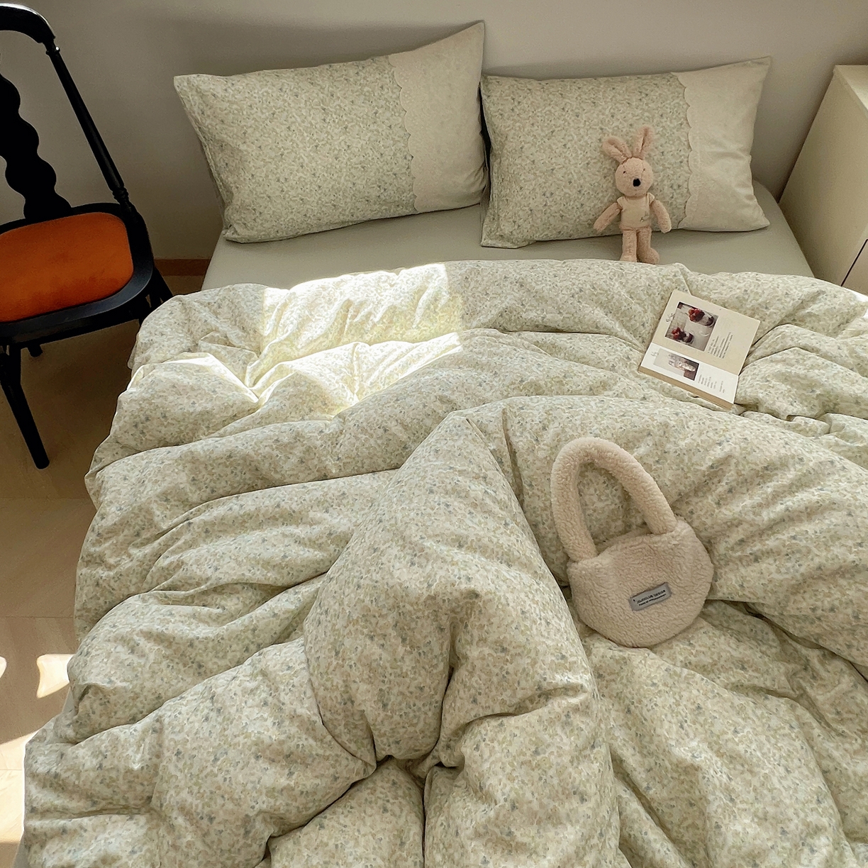 91家纺网 家纺一手货源 找家纺 XIWEN-希文家纺 2025新款全棉淑女花边数码印花磨毛四件套 妃子笑-绿