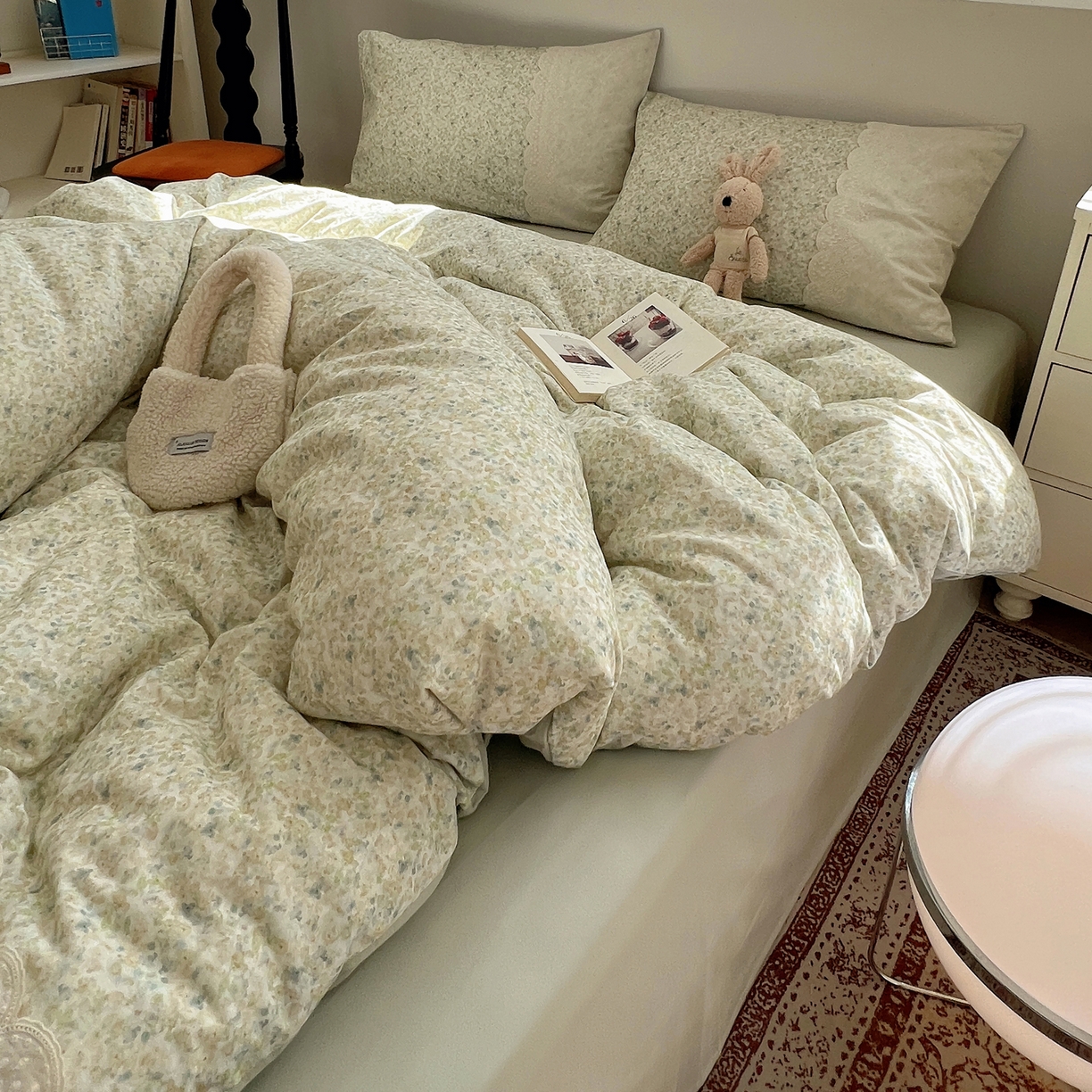 91家纺网 家纺一手货源 找家纺 XIWEN-希文家纺 2025新款全棉淑女花边数码印花磨毛四件套 妃子笑-绿