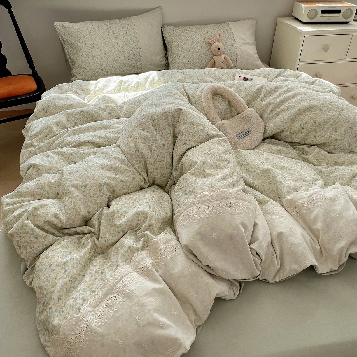 91家纺网 家纺一手货源 找家纺 XIWEN-希文家纺 2025新款全棉淑女花边数码印花磨毛四件套 妃子笑-绿