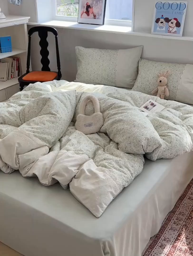 91家纺网 家纺一手货源 找家纺 XIWEN-希文家纺 2025新款全棉淑女花边数码印花磨毛四件套 妃子笑-绿