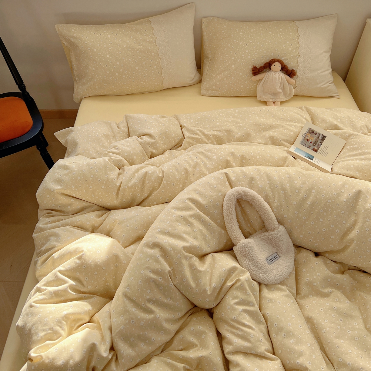 91家纺网 家纺一手货源 找家纺 XIWEN-希文家纺 2025新款全棉淑女花边数码印花磨毛四件套 花朵朵-黄