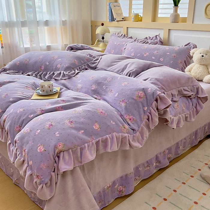 91家纺网 家纺一手货源 找家纺 （总）找底底家纺 2025新款韩版加厚8斤牛奶绒花边四件套（日发50套优惠10元一套）