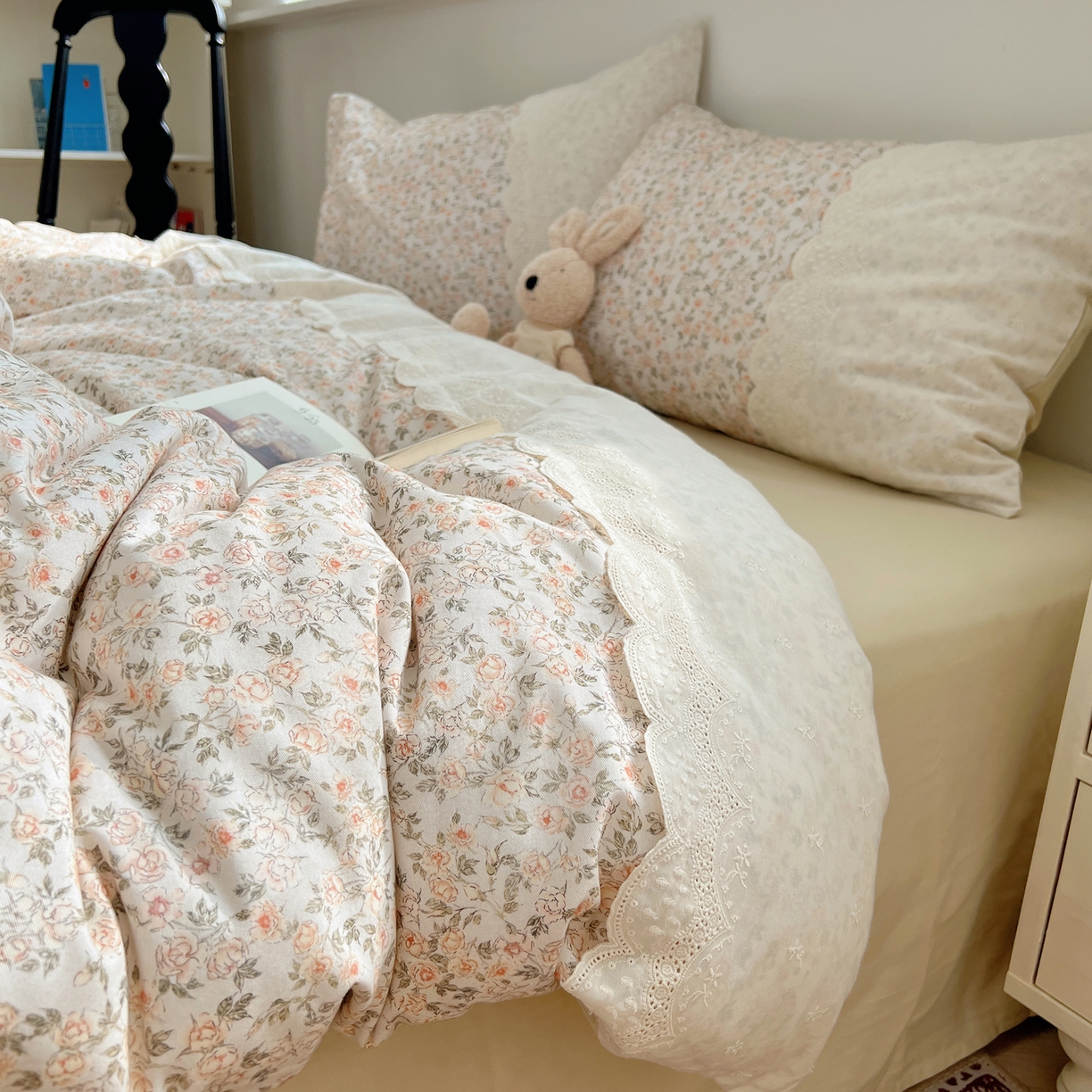 XIWEN-希文家纺 2025新款全棉淑女花边数码印花磨毛四件套 浪漫人生-米