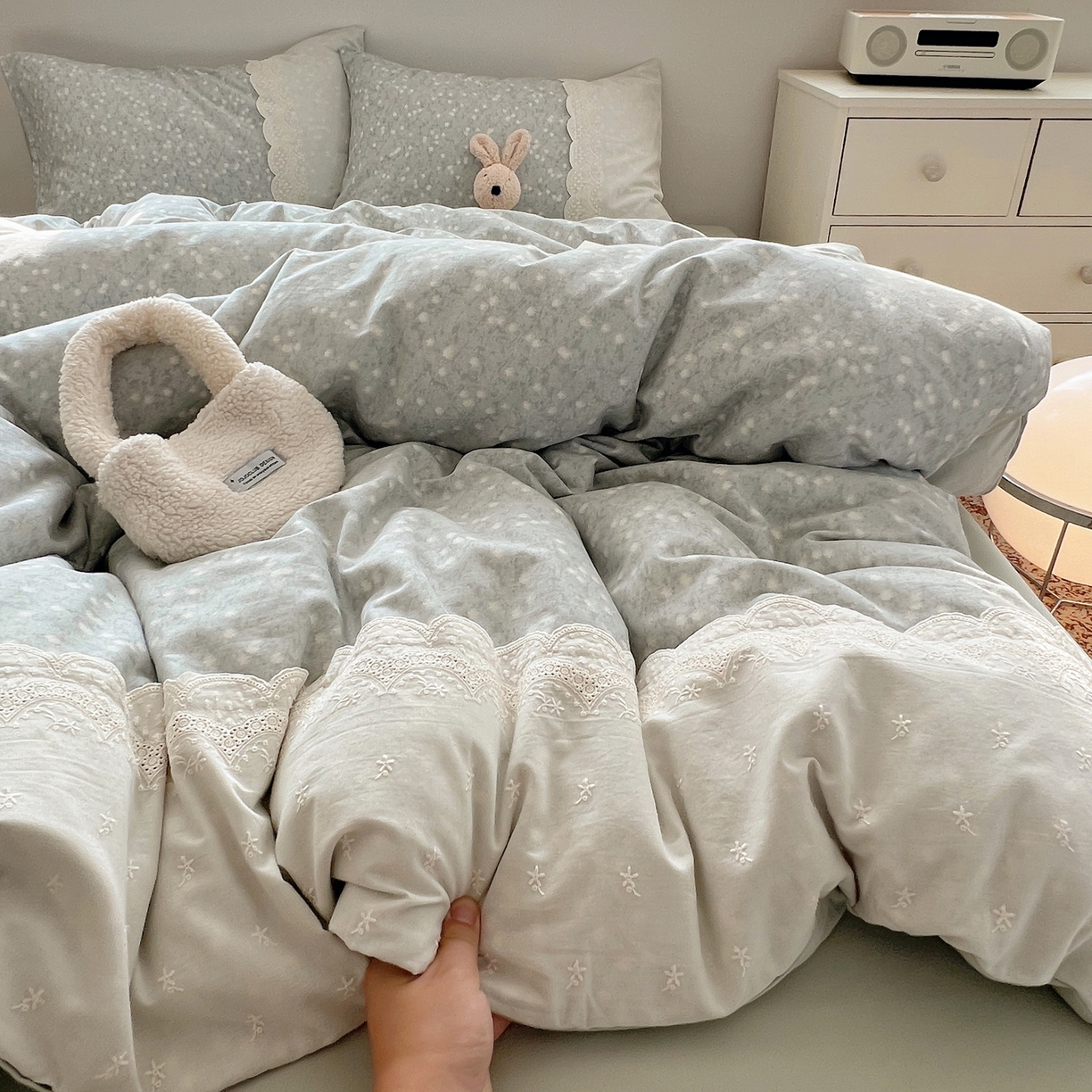 91家纺网 家纺一手货源 找家纺 XIWEN-希文家纺 2025新款全棉淑女花边数码印花磨毛四件套 星愿-绿