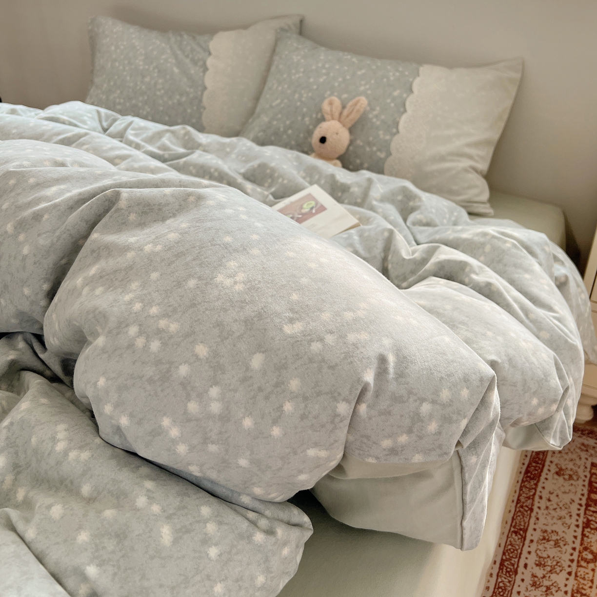 91家纺网 家纺一手货源 找家纺 XIWEN-希文家纺 2025新款全棉淑女花边数码印花磨毛四件套 星愿-绿