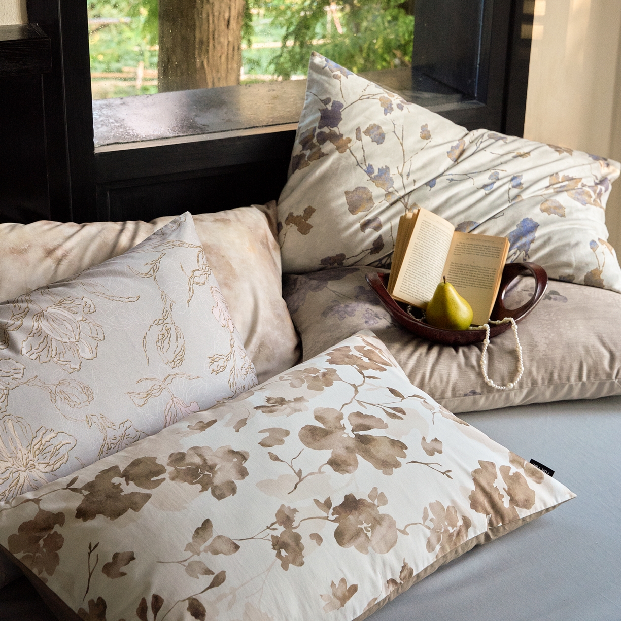 91家纺网 家纺一手货源 找家纺 FORTWO家纺原创设计（FOR TWO家纺） 2025新款50全棉纯棉数码磨毛印花四件套-场景一 组合图仅做展示不可下单