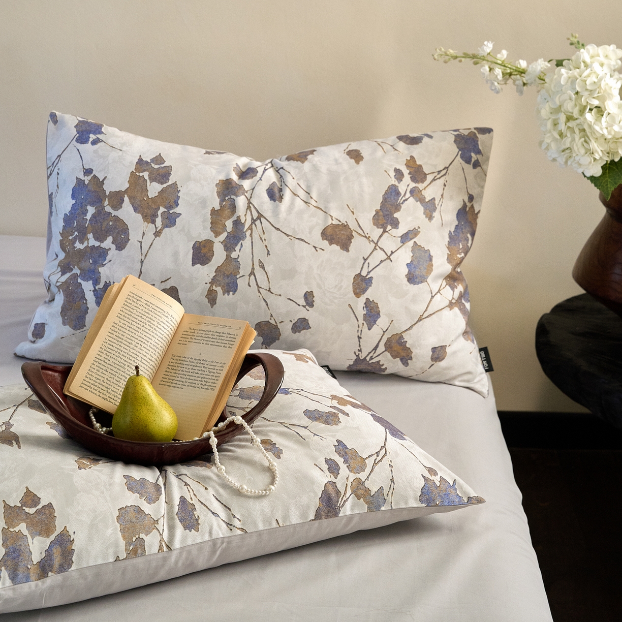 91家纺网 家纺一手货源 找家纺 FORTWO家纺原创设计（FOR TWO家纺） 2025新款50全棉纯棉数码磨毛印花四件套-场景一 枫林晚