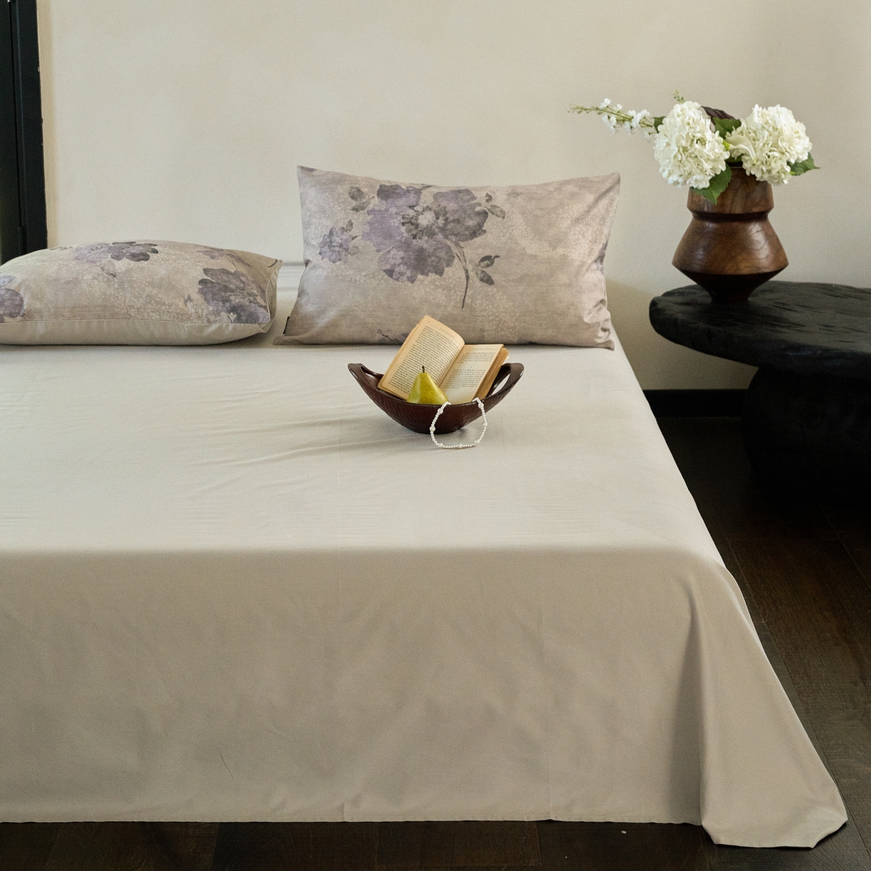 91家纺网 家纺一手货源 找家纺 FORTWO家纺原创设计（FOR TWO家纺） 2025新款50全棉纯棉数码磨毛印花四件套-场景一 水墨花