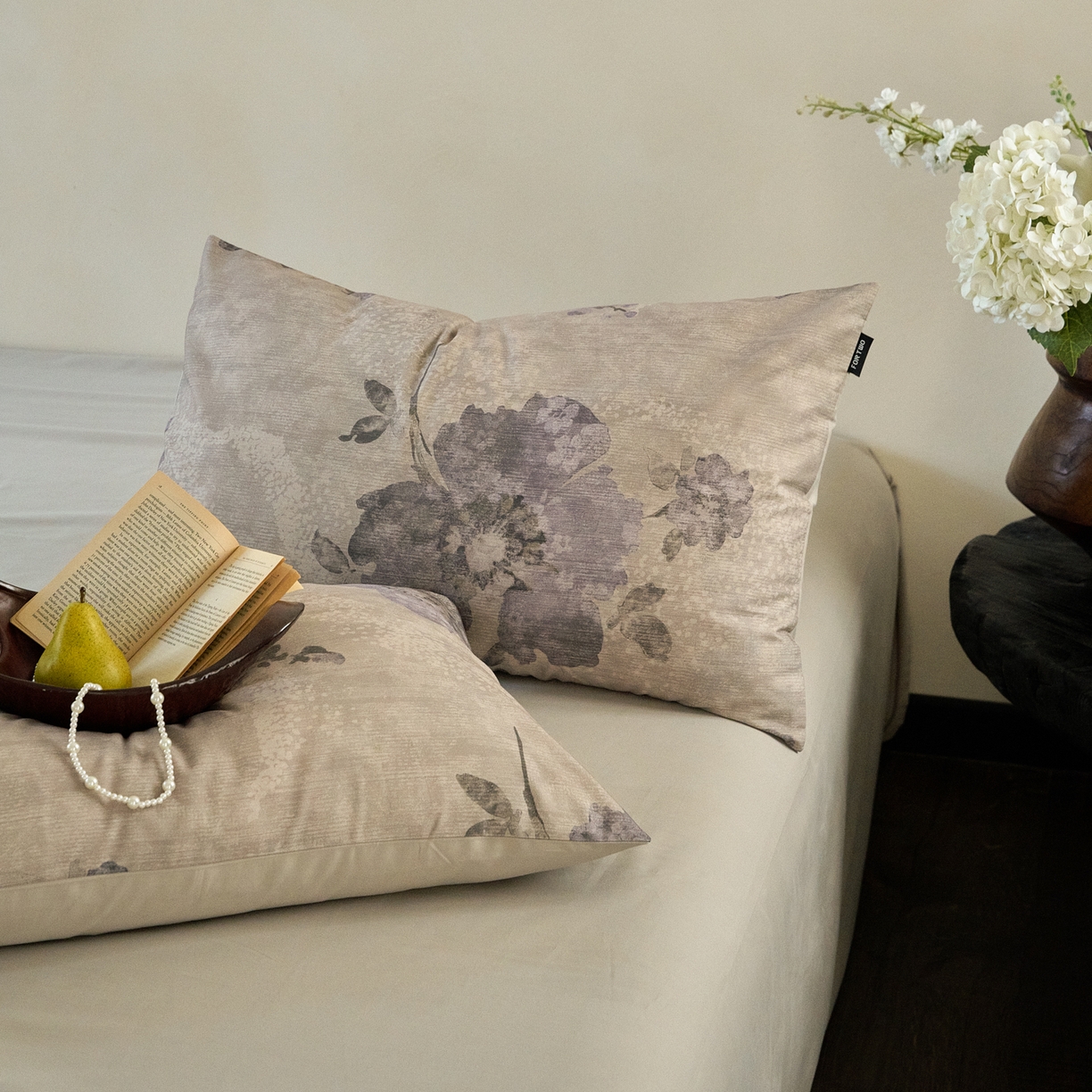 91家纺网 家纺一手货源 找家纺 FORTWO家纺原创设计（FOR TWO家纺） 2025新款50全棉纯棉数码磨毛印花四件套-场景一 水墨花