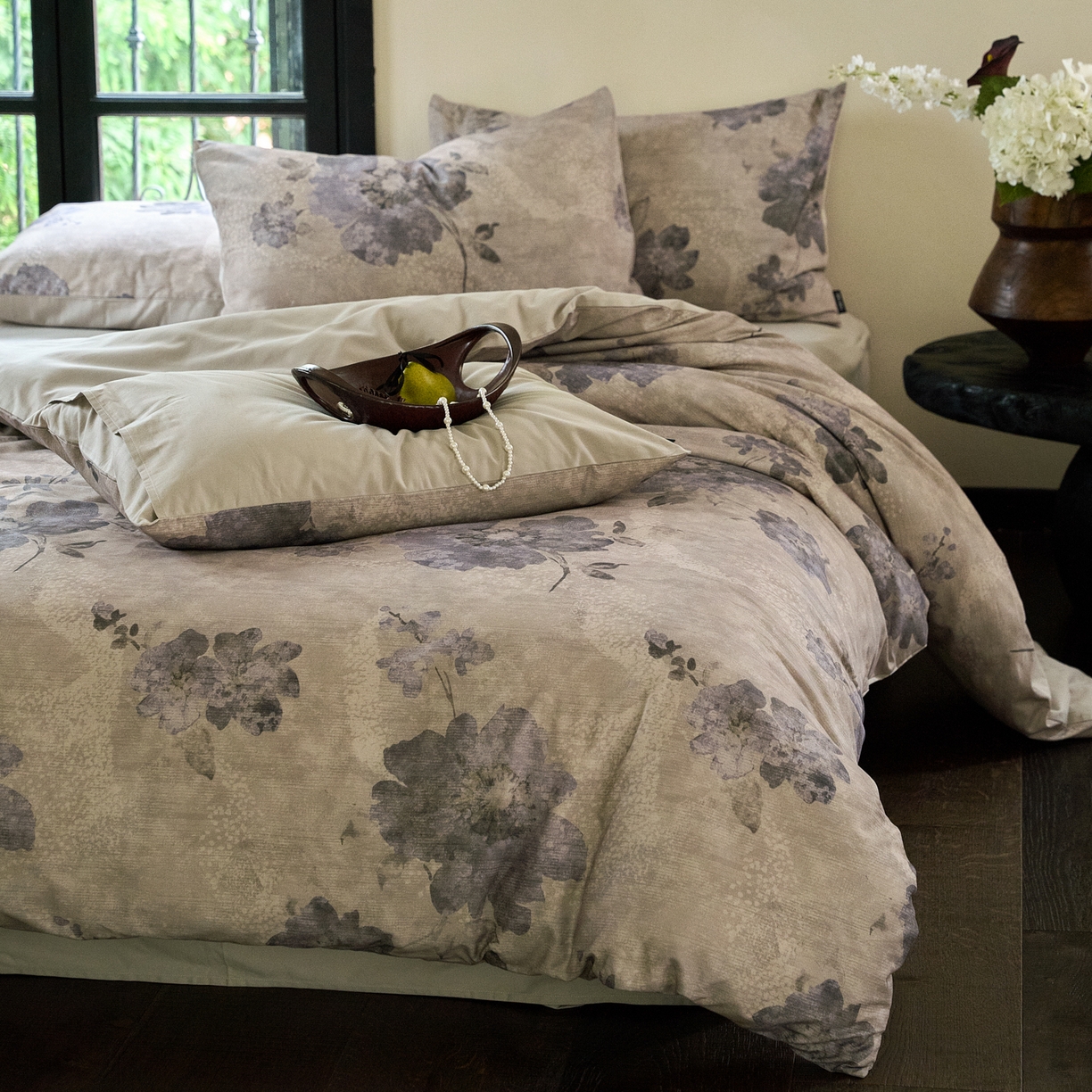 91家纺网 家纺一手货源 找家纺 FORTWO家纺原创设计（FOR TWO家纺） 2025新款50全棉纯棉数码磨毛印花四件套-场景一 水墨花