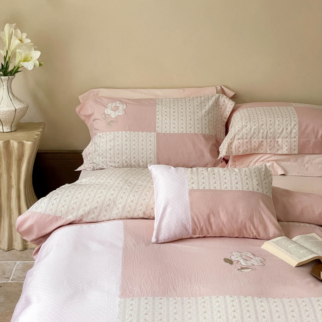 91家纺网 家纺一手货源 找家纺 （总）FORTWO家纺原创设计（FOR TWO家纺） 2025新款全棉纯棉百家布水洗棉印花绣花拼接款四件套