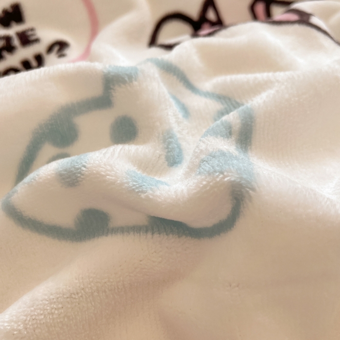 91家纺网 家纺一手货源 找家纺 三朵家纺 2025新款三丽鸥印花牛奶绒四件套 爱心凯蒂