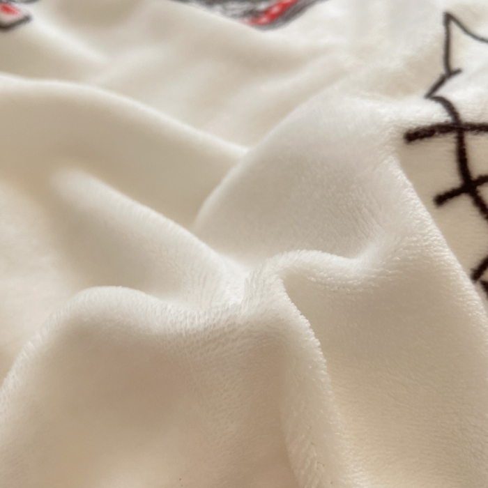 91家纺网 家纺一手货源 找家纺 三朵家纺 2025新款三丽鸥印花牛奶绒四件套 凯蒂公主