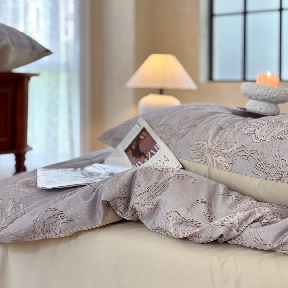 91家纺网 家纺一手货源 找家纺 FORTWO家纺原创设计（FOR TWO家纺） 2025新款50全棉纯棉数码磨毛印花四件套-场景二 空谷幽兰