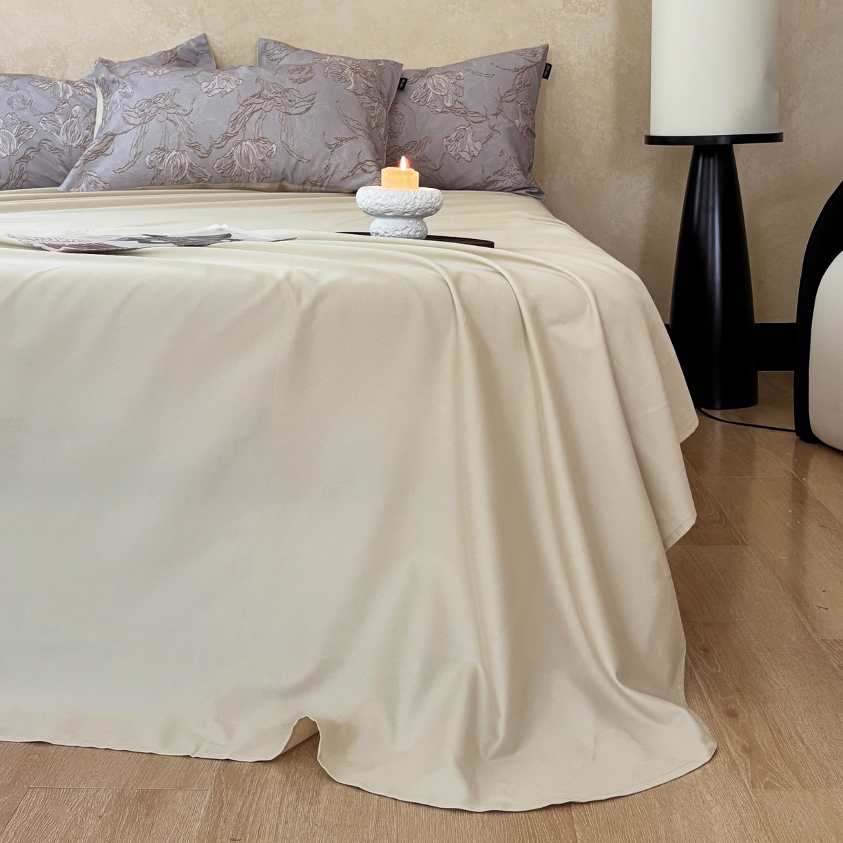 91家纺网 家纺一手货源 找家纺 FORTWO家纺原创设计（FOR TWO家纺） 2025新款50全棉纯棉数码磨毛印花四件套-场景二 空谷幽兰