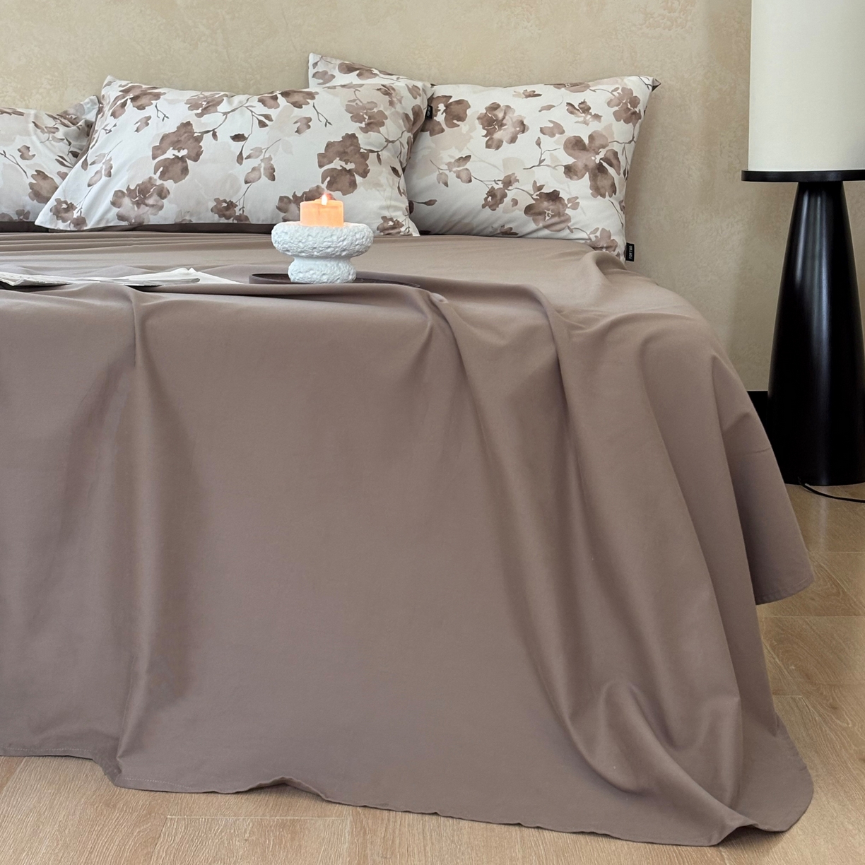 91家纺网 家纺一手货源 找家纺 FORTWO家纺原创设计（FOR TWO家纺） 2025新款50全棉纯棉数码磨毛印花四件套-场景二 似锦