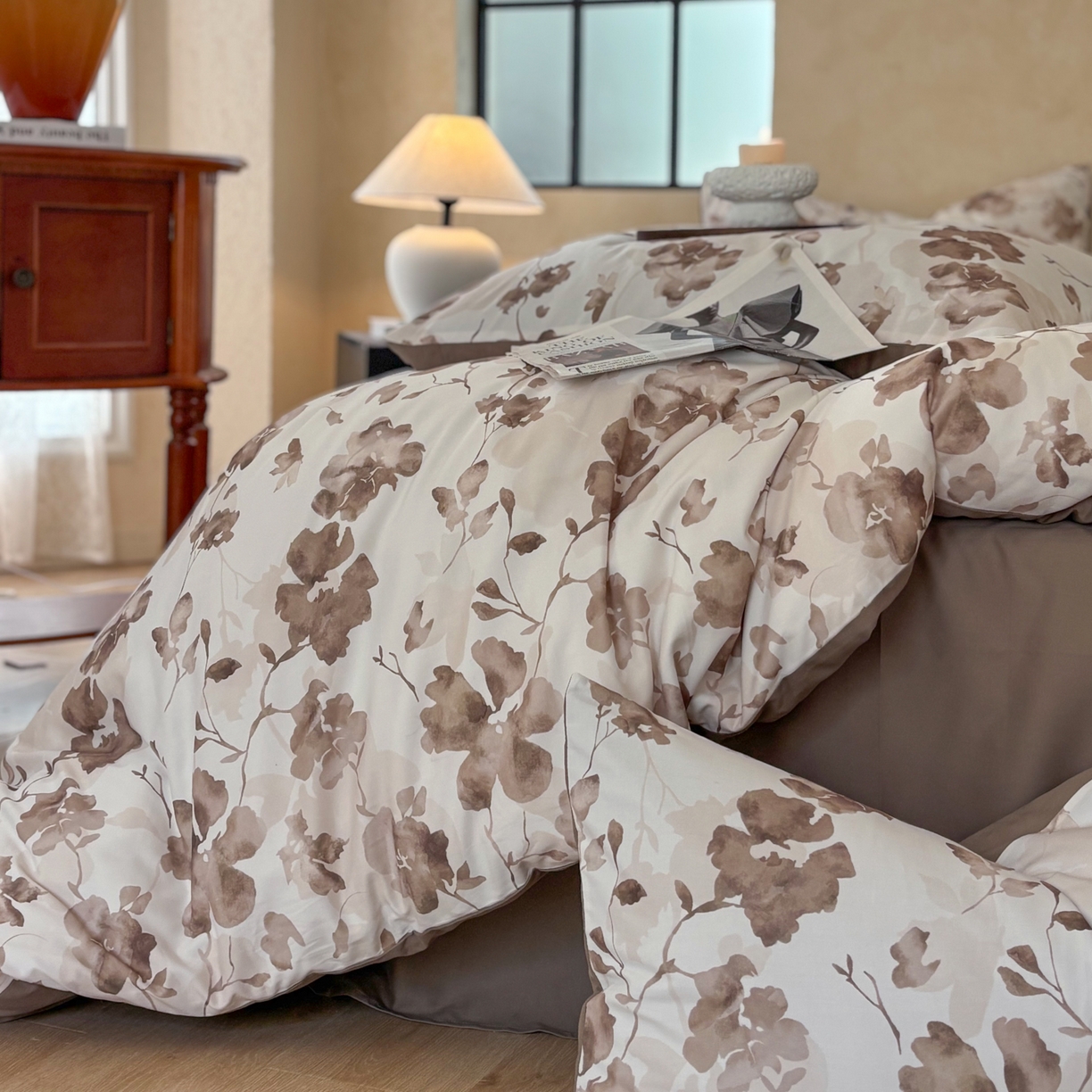 91家纺网 家纺一手货源 找家纺 FORTWO家纺原创设计（FOR TWO家纺） 2025新款50全棉纯棉数码磨毛印花四件套-场景二 似锦