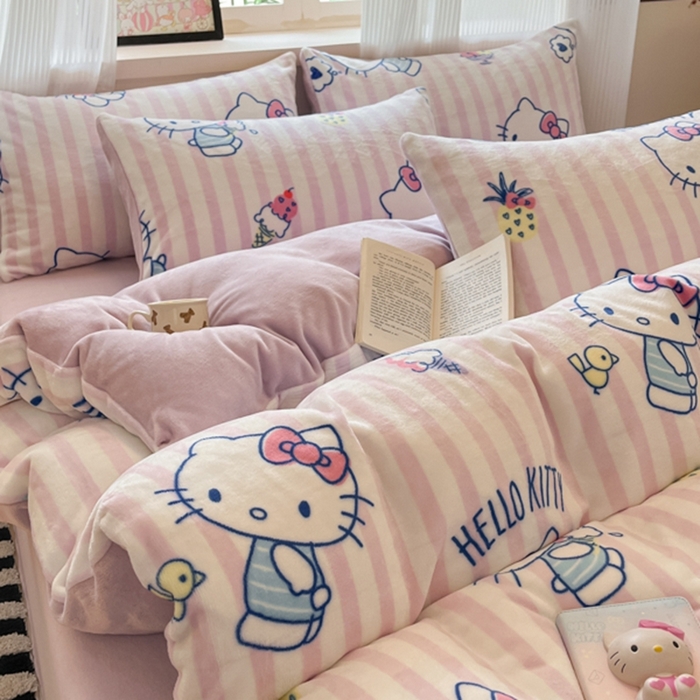 91家纺网 家纺一手货源 找家纺 三朵家纺 2025新款三丽鸥印花牛奶绒四件套 甜蜜公主KT