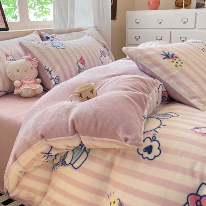 91家纺网 家纺一手货源 找家纺 三朵家纺 2025新款三丽鸥印花牛奶绒四件套 甜蜜公主KT
