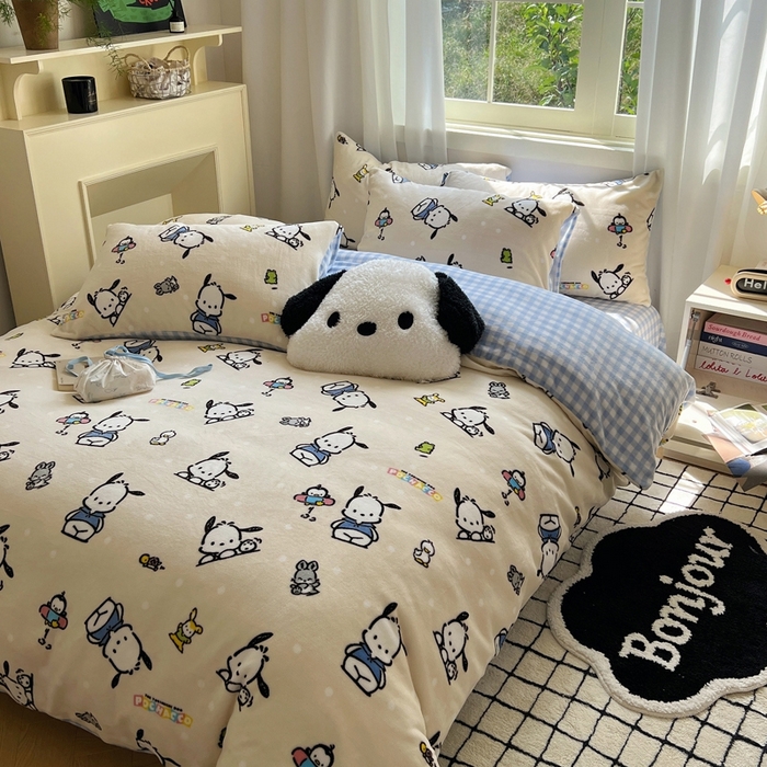 91家纺网 家纺一手货源 找家纺 三朵家纺 2025新款三丽鸥印花牛奶绒四件套 童心帕恰