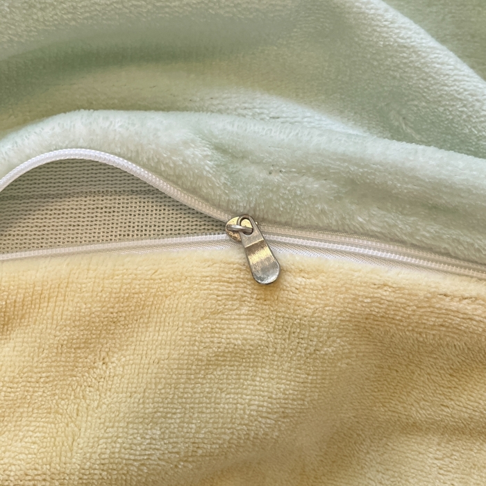 91家纺网 家纺一手货源 找家纺 三朵家纺 2025新款三丽鸥印花牛奶绒四件套 运动帕恰