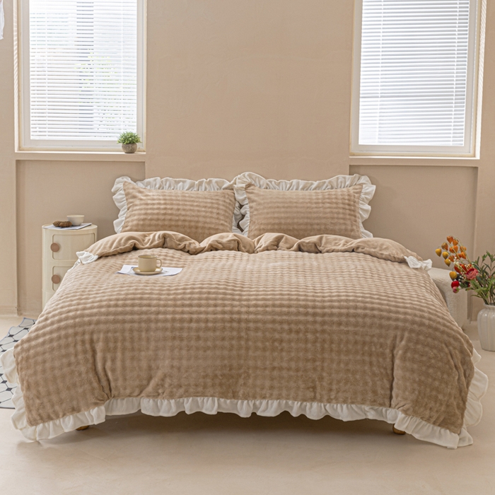 91家纺网 家纺一手货源 找家纺 （总）恩和家纺 2025新款泡泡牛奶绒荷叶边款四件套