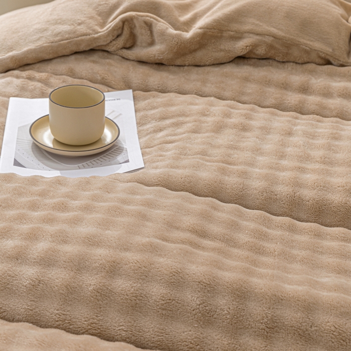 91家纺网 家纺一手货源 找家纺 （总）恩和家纺 2025新款泡泡牛奶绒荷叶边款四件套