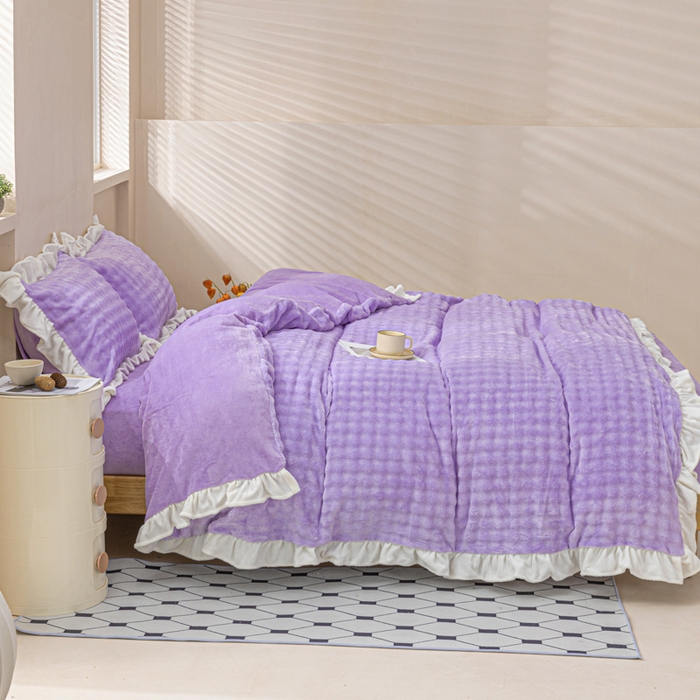 91家纺网 家纺一手货源 找家纺 恩和家纺 2025新款泡泡牛奶绒荷叶边款四件套 泡泡绒飞边款紫色