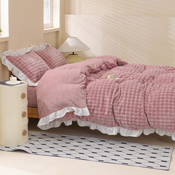 91家纺网 家纺一手货源 找家纺 恩和家纺 2025新款泡泡牛奶绒荷叶边款四件套 泡泡绒飞边款豆沙