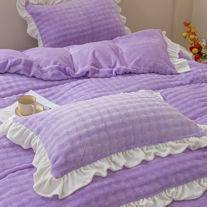 91家纺网 家纺一手货源 找家纺 恩和家纺 2025新款泡泡牛奶绒荷叶边款四件套 泡泡绒飞边款紫色