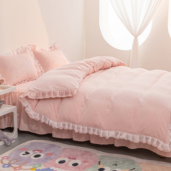 91家纺网 家纺一手货源 找家纺 （总）恩和家纺 2025新款白色薄纱双层飞边牛奶绒四件套