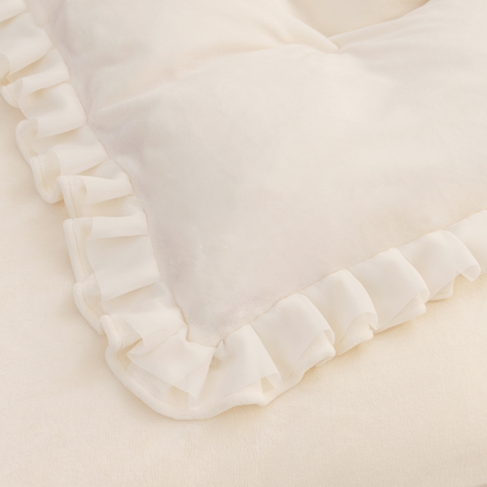 91家纺网 家纺一手货源 找家纺 恩和家纺 2025新款白色薄纱双层飞边牛奶绒四件套 米白