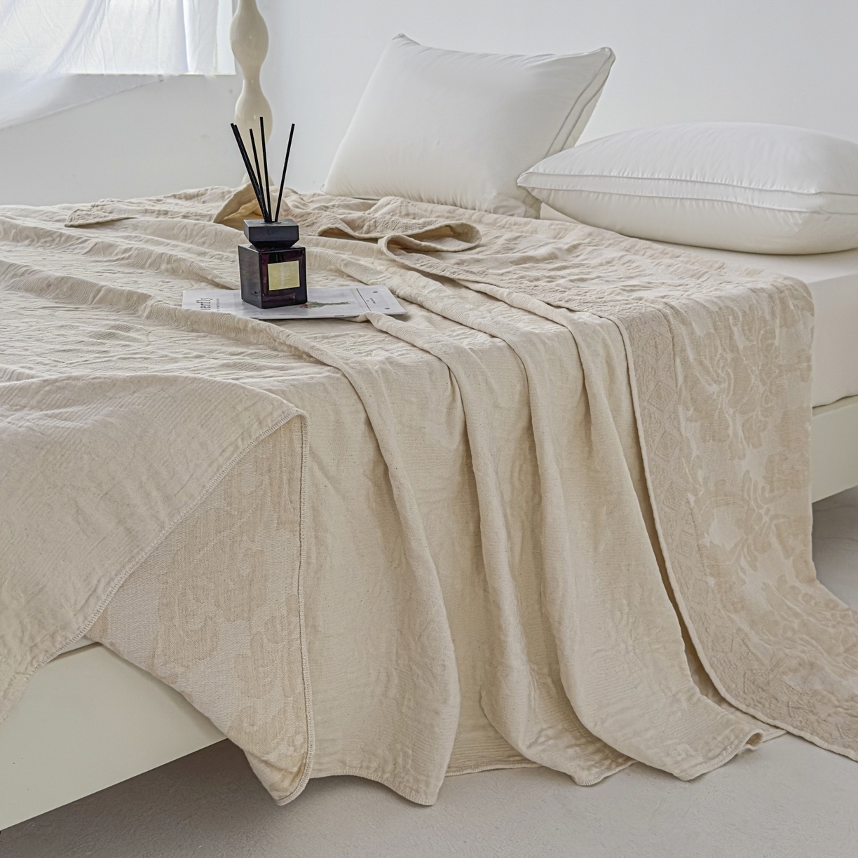 91家纺网 家纺一手货源 找家纺 悦然毛巾被 2025全棉欧式提花纱布毛巾被毛毯-洛可可 洛可可杏白